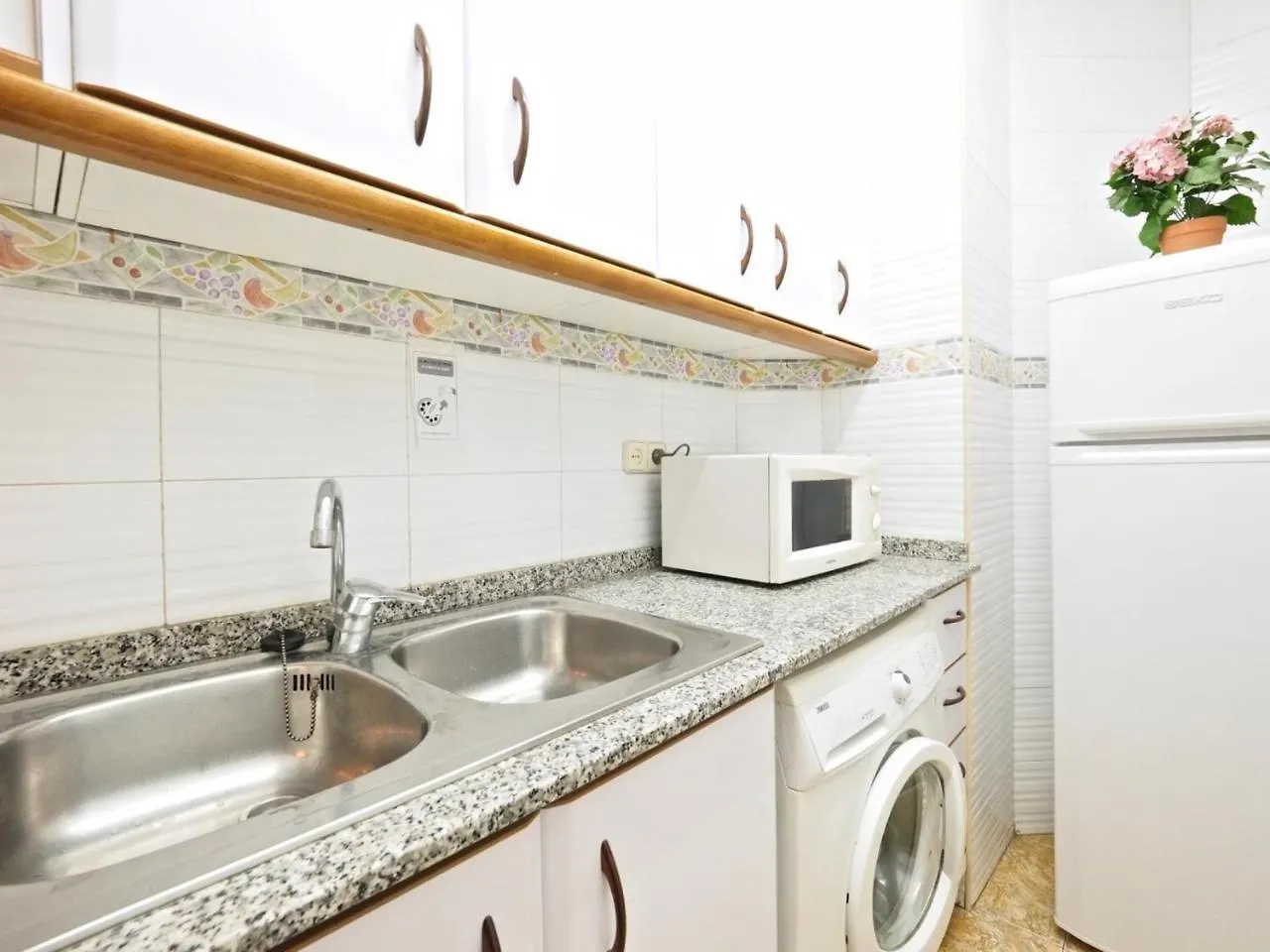 Suites4Days Central Park II Apartment Barcelona Spain