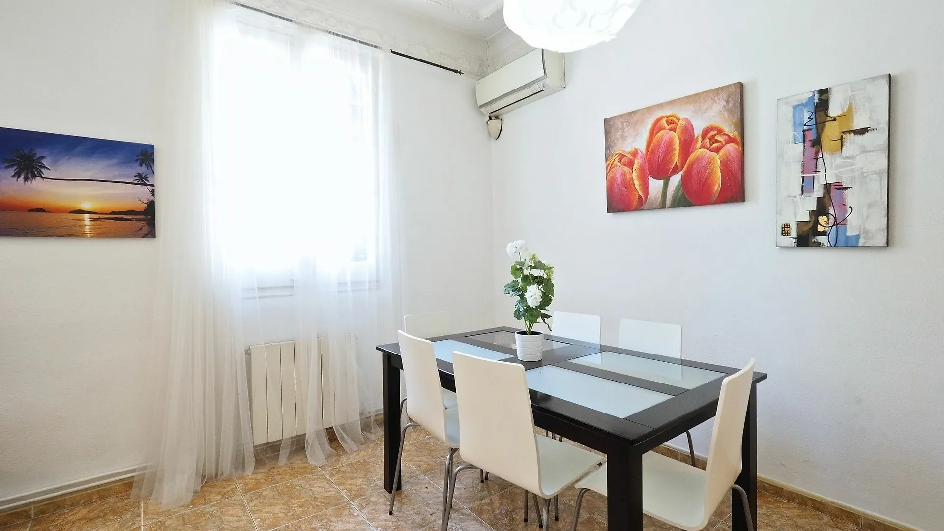 Suites4Days Central Park II Apartment Barcelona