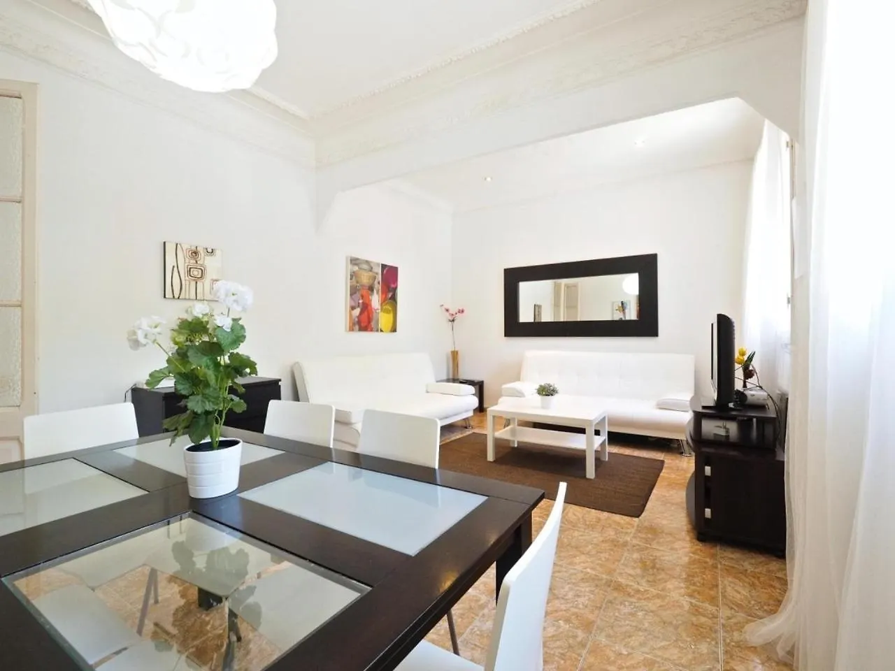 Suites4Days Central Park II Apartment バルセロナ 0*,  スペイン