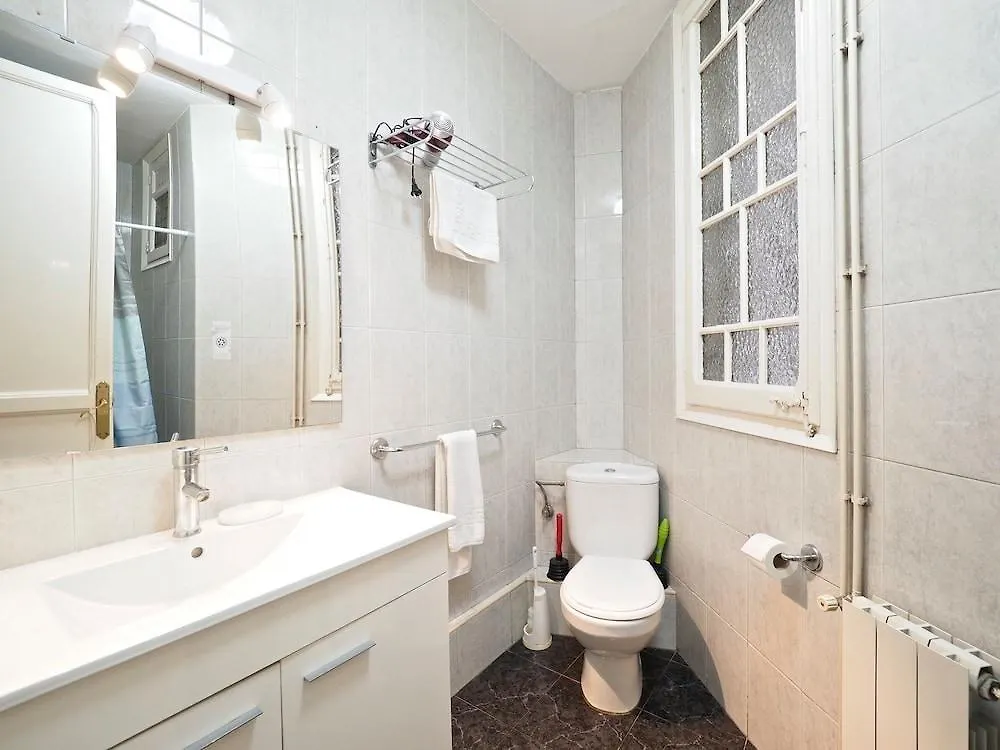 Suites4Days Central Park II Apartment バルセロナ